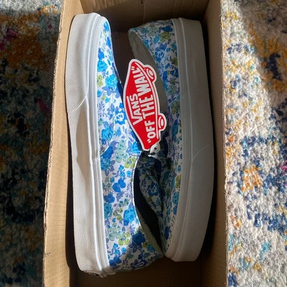 Brand New! Vans Authentic Knot slides - Picture 2 of 8